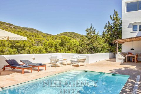 Villa a Cala Vadella, Ibiza, Cala Vadella - € 2.475.000 | Ref: CVE640 - foto 2